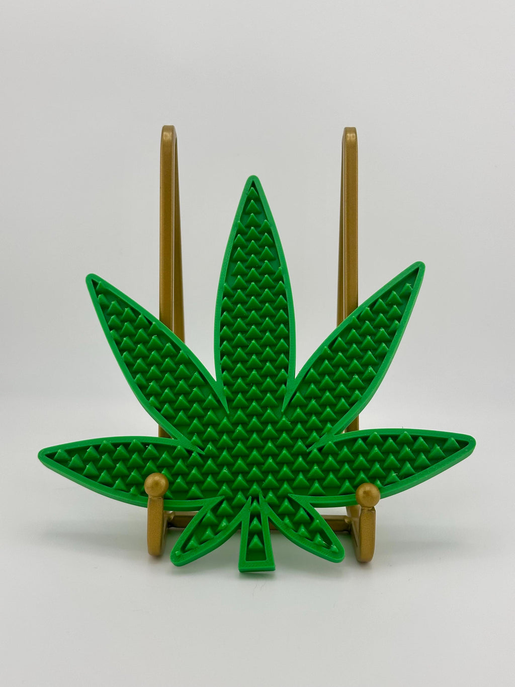 Cannabis Leaf Snowboard Stomp Pad