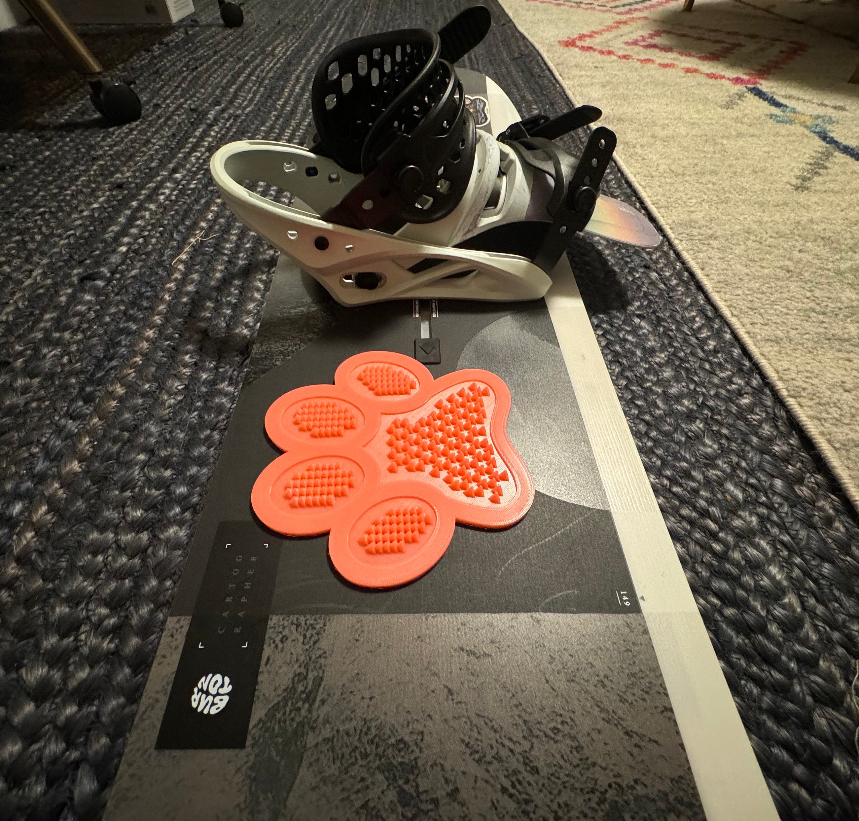 Cat Paw Snowboard Stomp Pad